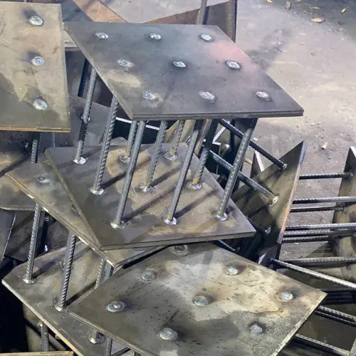 在确定益阳预埋件位置时，需要考虑以下几点