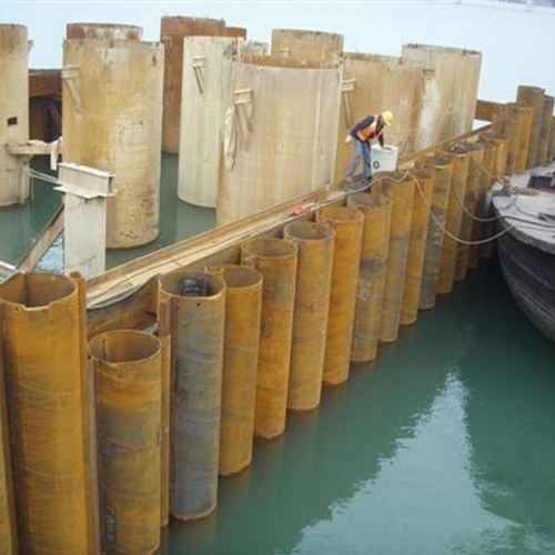 益阳钢护筒现场安装